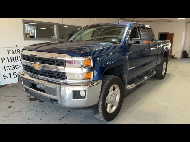 BUY CHEVROLET SILVERADO 2500HD 2016 4WD CREW CAB 153.7